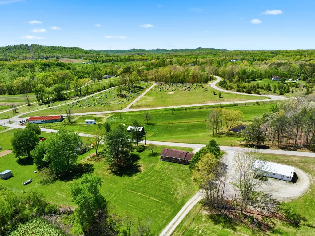 120 New Cut Road Jeffersonville KY 40337