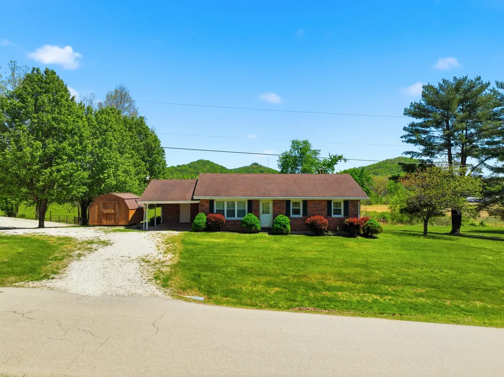 120 New Cut Road Jeffersonville KY 40337