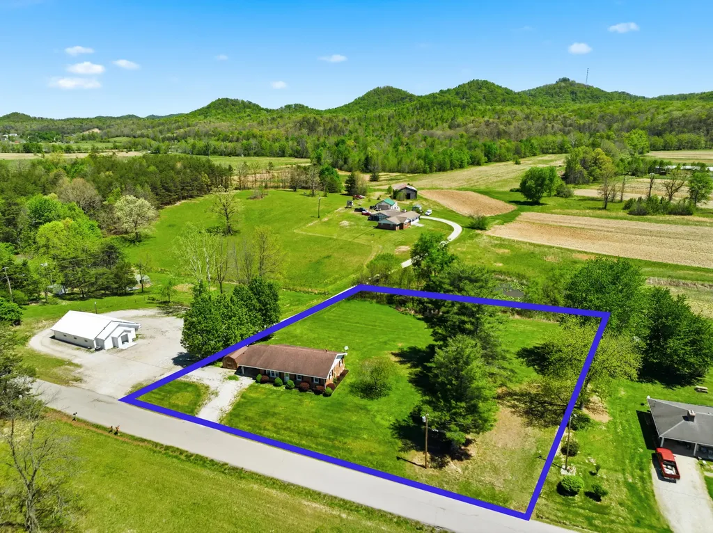 120 New Cut Road Jeffersonville KY 40337