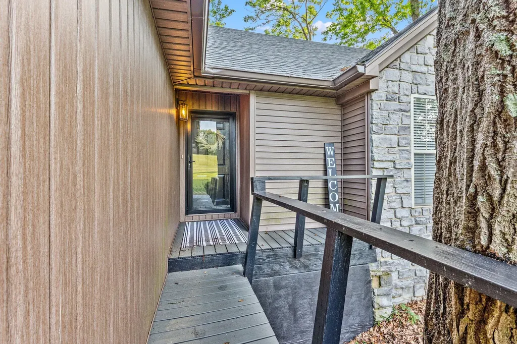 475 Ron Clar Drive Lancaster KY 40444