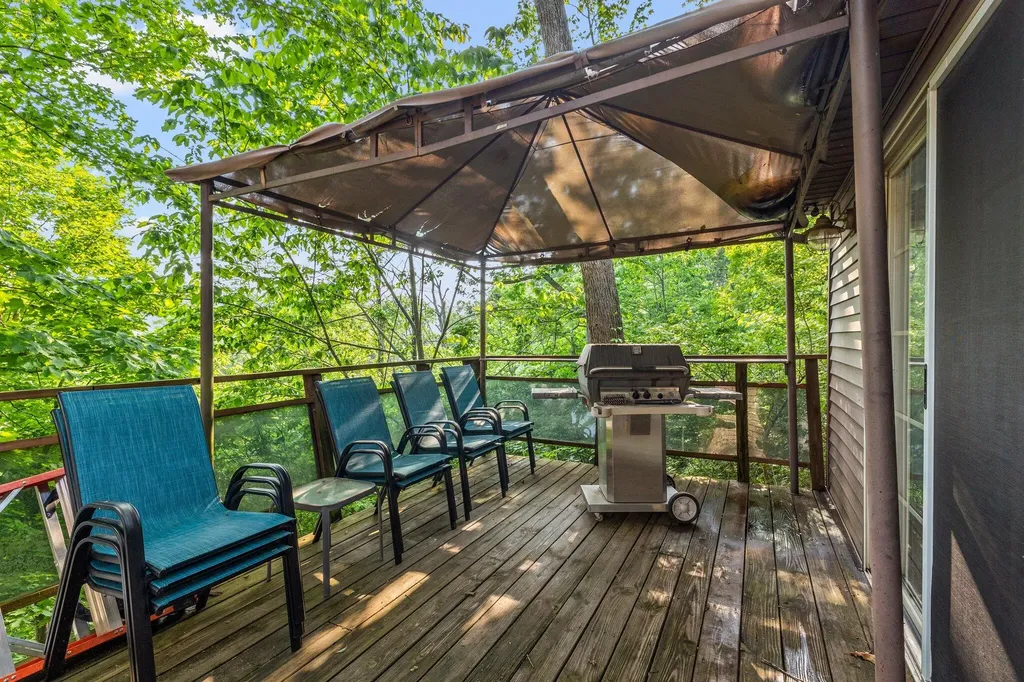 475 Ron Clar Drive Lancaster KY 40444