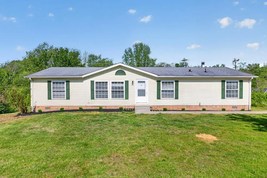 19 New Haven Road Lancaster KY 40444