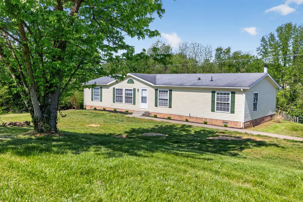 19 New Haven Road Lancaster KY 40444
