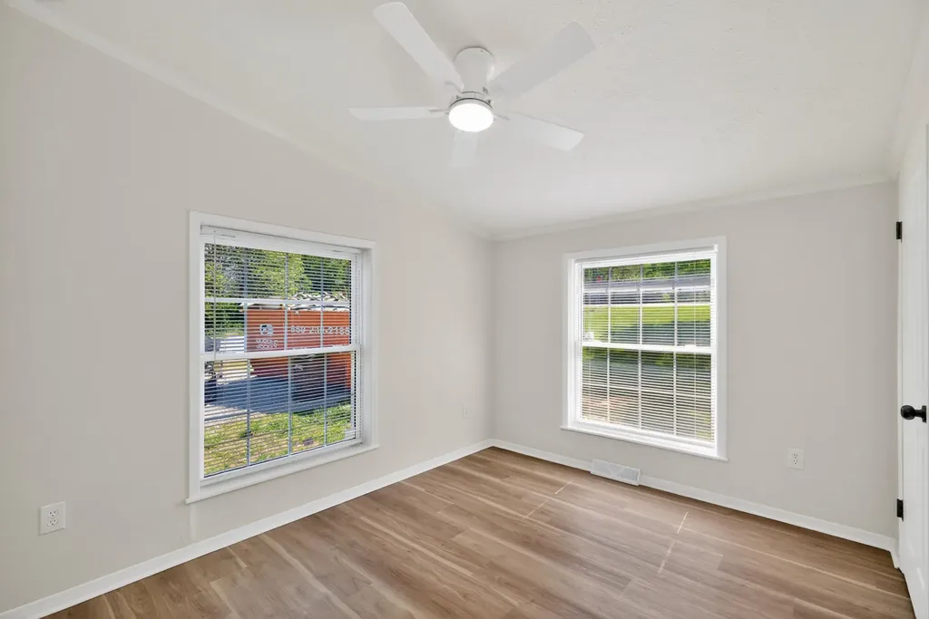 19 New Haven Road Lancaster KY 40444