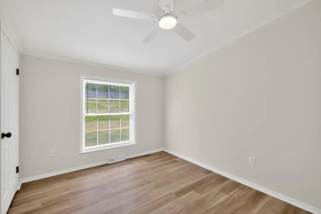 19 New Haven Road Lancaster KY 40444
