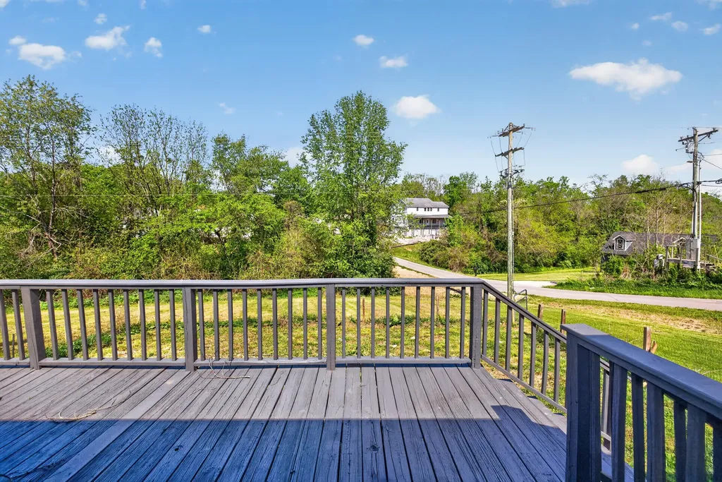 19 New Haven Road Lancaster KY 40444