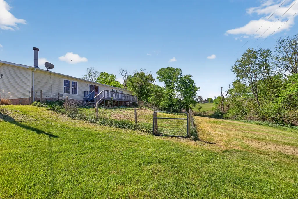 19 New Haven Road Lancaster KY 40444