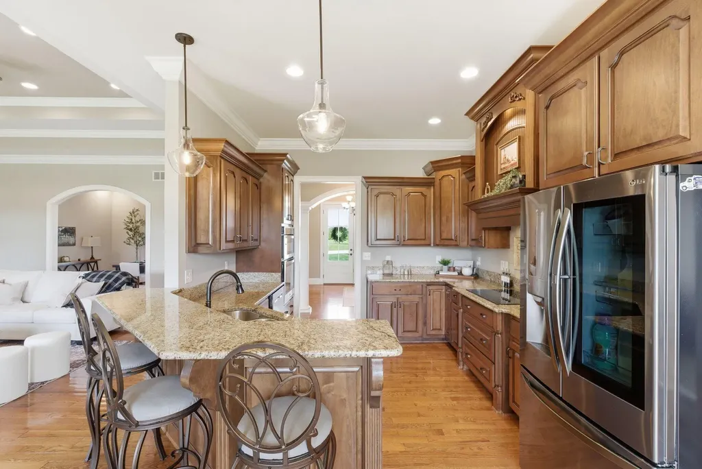 112 Little Paige Drive Frankfort KY 40601
