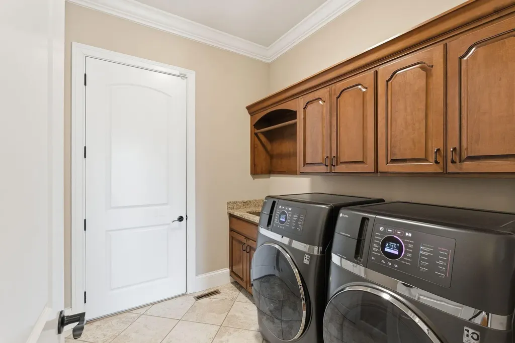 112 Little Paige Drive Frankfort KY 40601