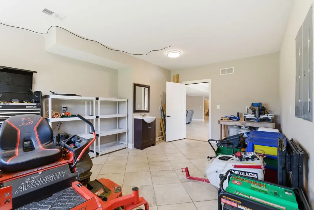 112 Little Paige Drive Frankfort KY 40601