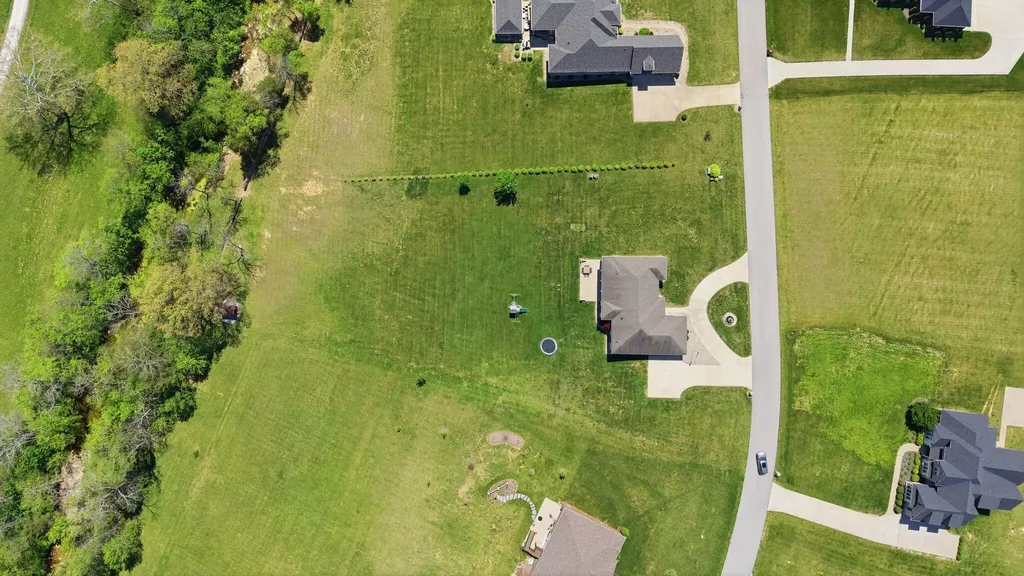 112 Little Paige Drive Frankfort KY 40601