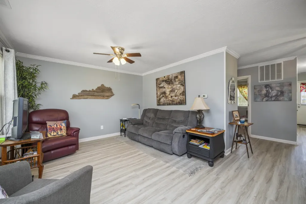 3500 Warwick Drive Lexington KY 40517