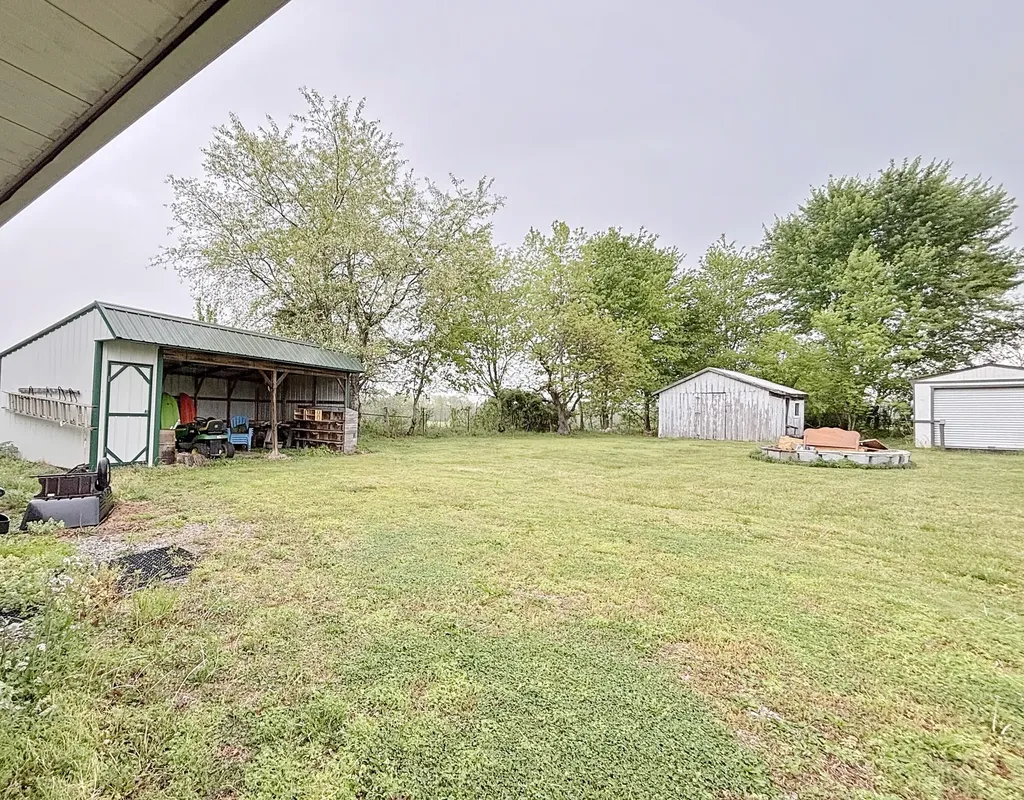 630 Dollie Miller Road East Bernstadt KY 40729
