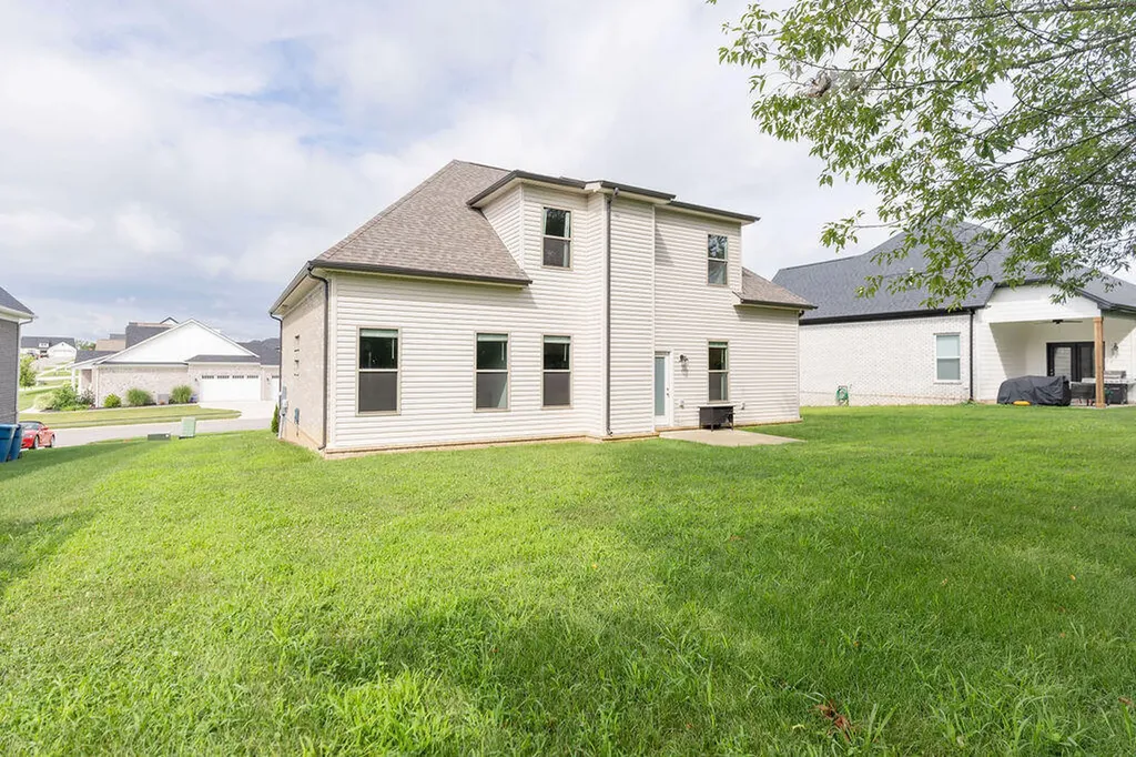 904 Shelburne Way Nicholasville KY 40356