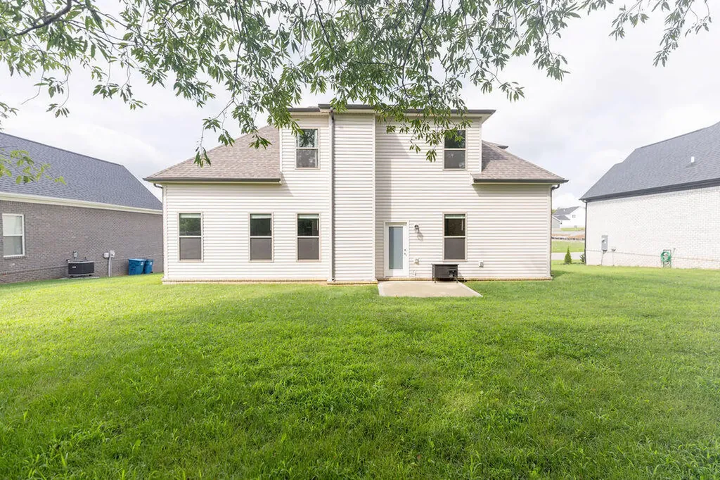 904 Shelburne Way Nicholasville KY 40356