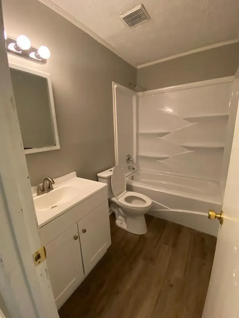 3209 Mirror Lake Drive Lexington KY 40515