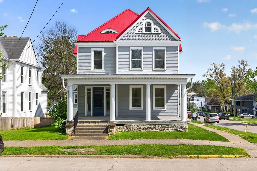 229 S Highland Street Winchester KY 40391