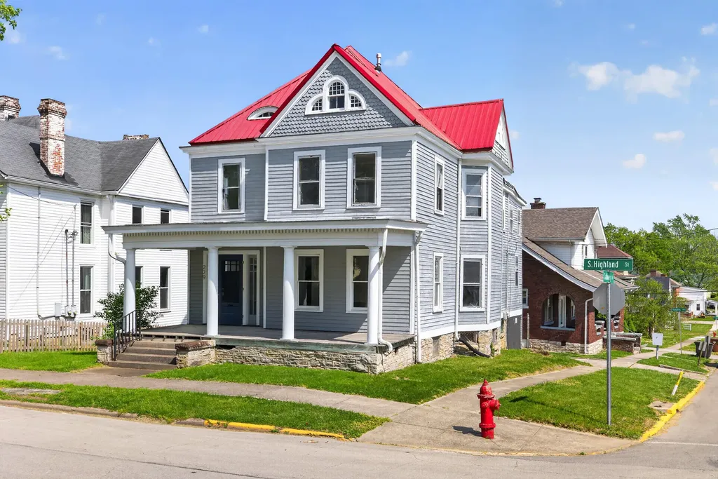 229 S Highland Street Winchester KY 40391