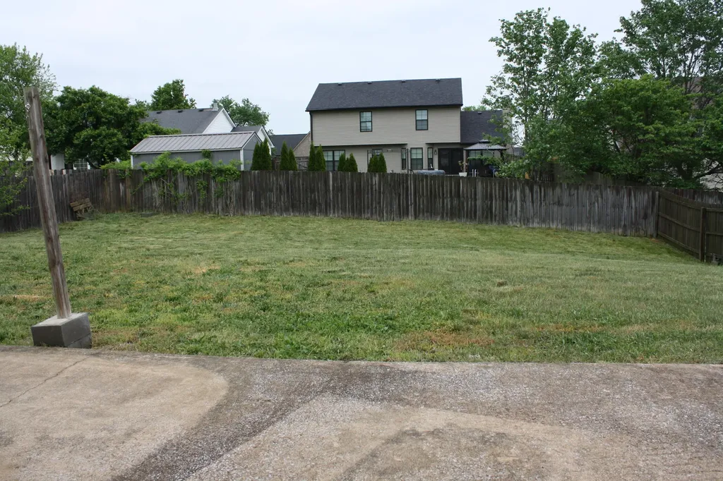 913 Fieldstone Richmond KY 40475