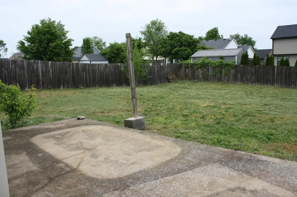 913 Fieldstone Richmond KY 40475