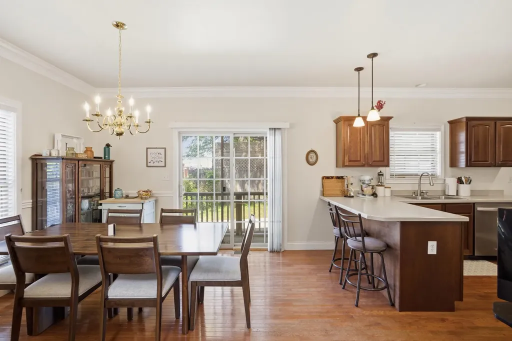 106 Duncan Avenue Paris KY 40361