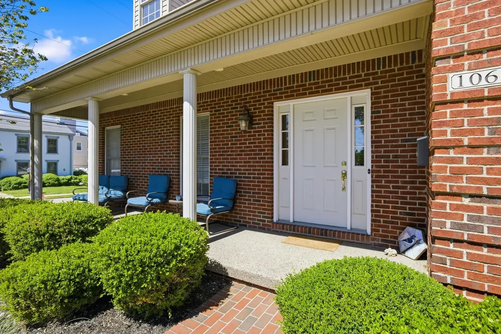 106 Duncan Avenue Paris KY 40361