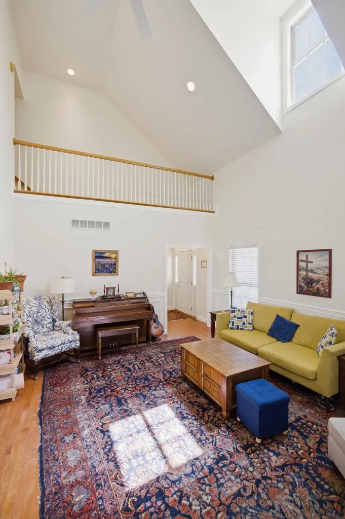 106 Duncan Avenue Paris KY 40361