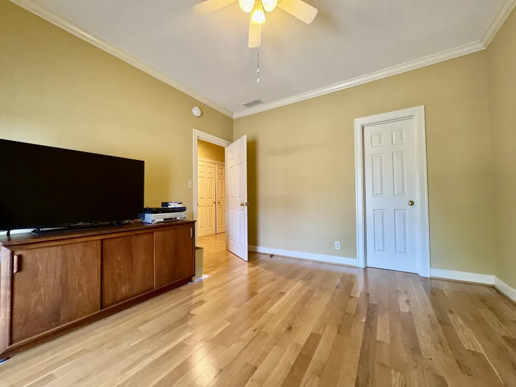 15B Charleston Greene Danville KY 40422