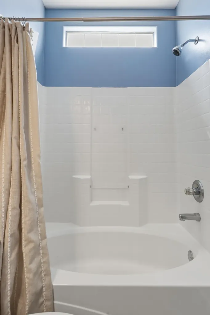 2261 Market Garden Lane Lexington KY 40509