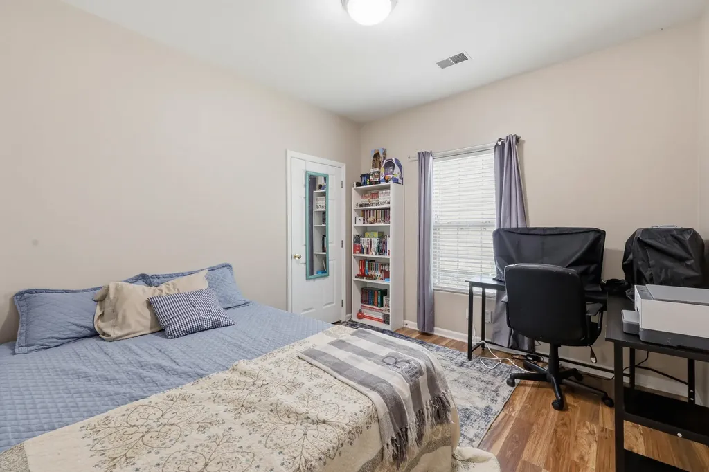 2261 Market Garden Lane Lexington KY 40509