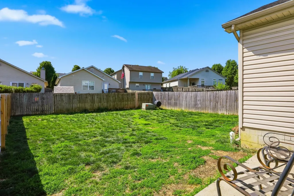 2261 Market Garden Lane Lexington KY 40509