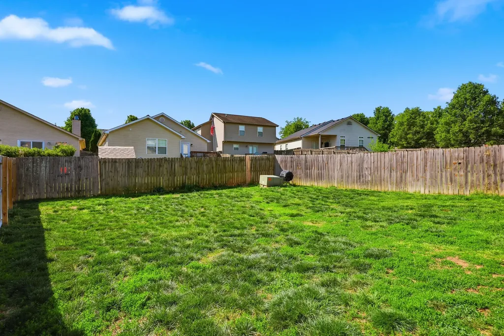 2261 Market Garden Lane Lexington KY 40509