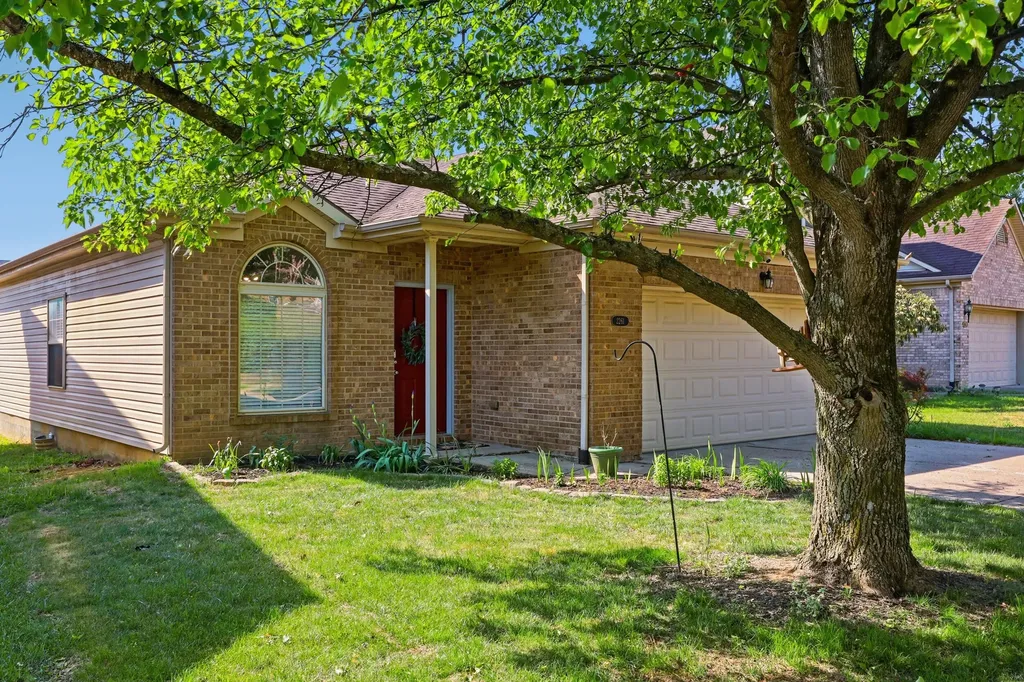 2261 Market Garden Lane Lexington KY 40509