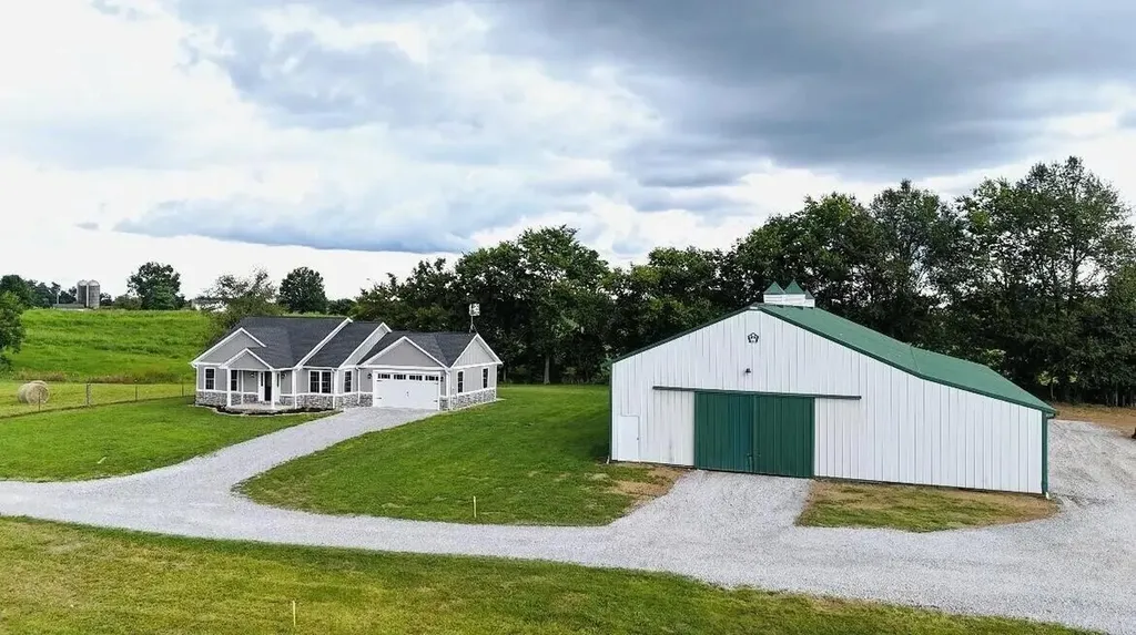 211 Foster Drive Willisburg KY 40078