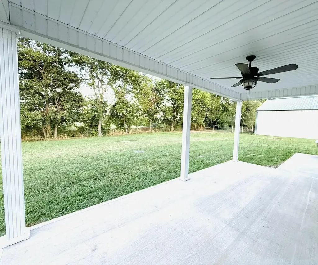 211 Foster Drive Willisburg KY 40078