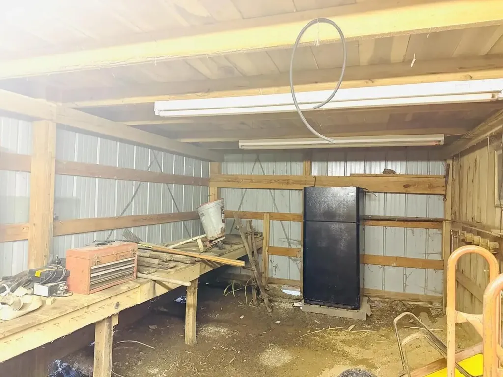 211 Foster Drive Willisburg KY 40078