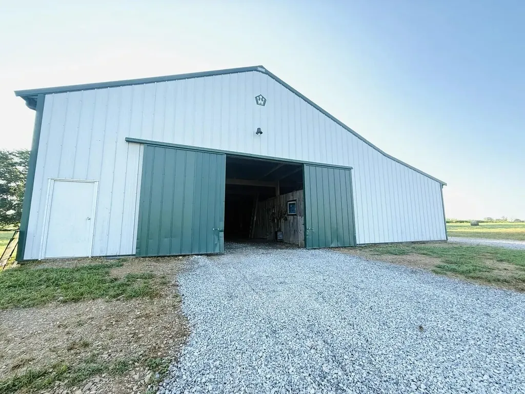 211 Foster Drive Willisburg KY 40078