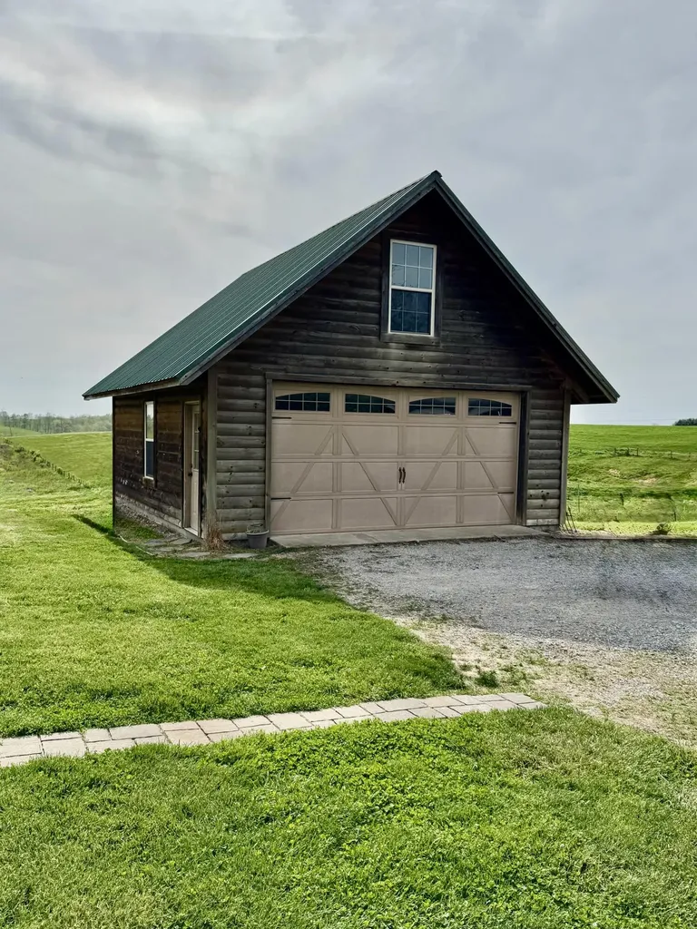 4150 Moorefield Road Carlisle KY 40311
