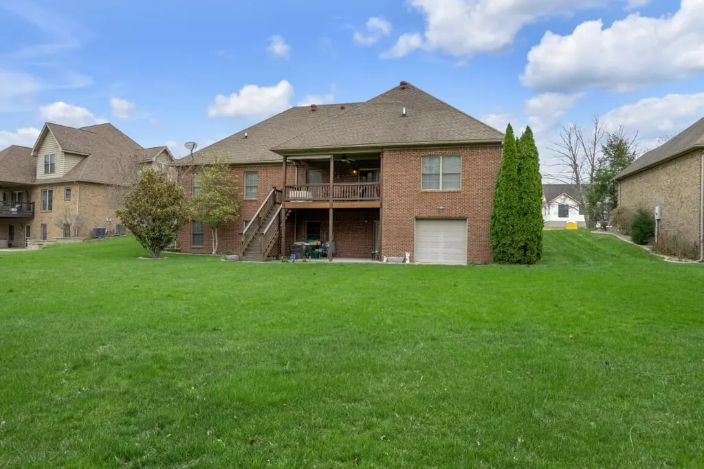 1016 Scenic Garden Lawrenceburg KY 40342