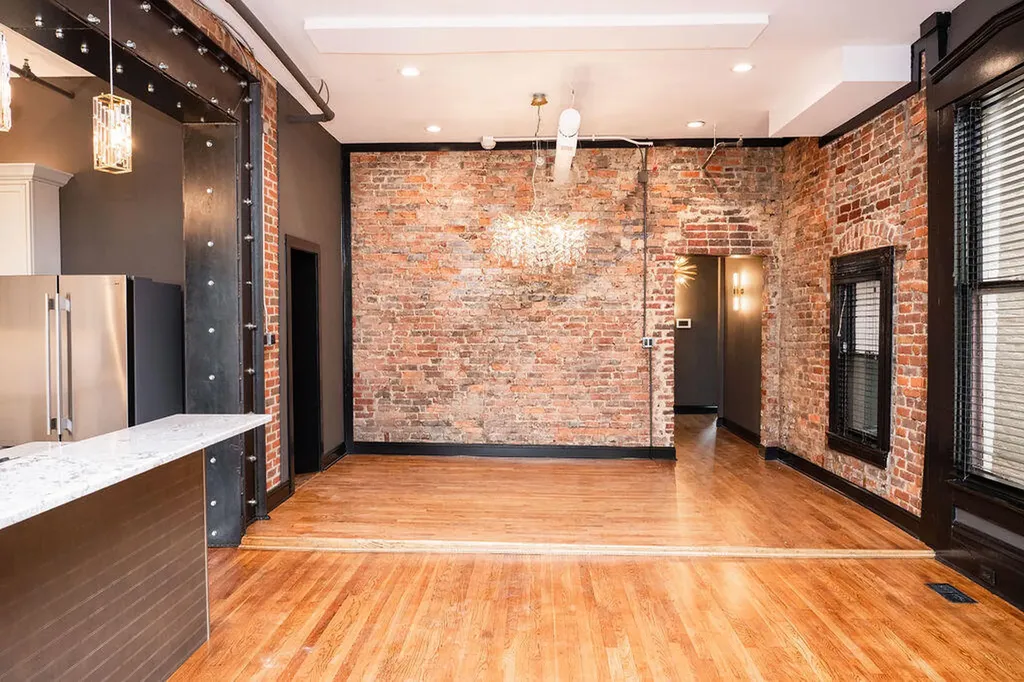 275 Limestone Lexington KY 40508