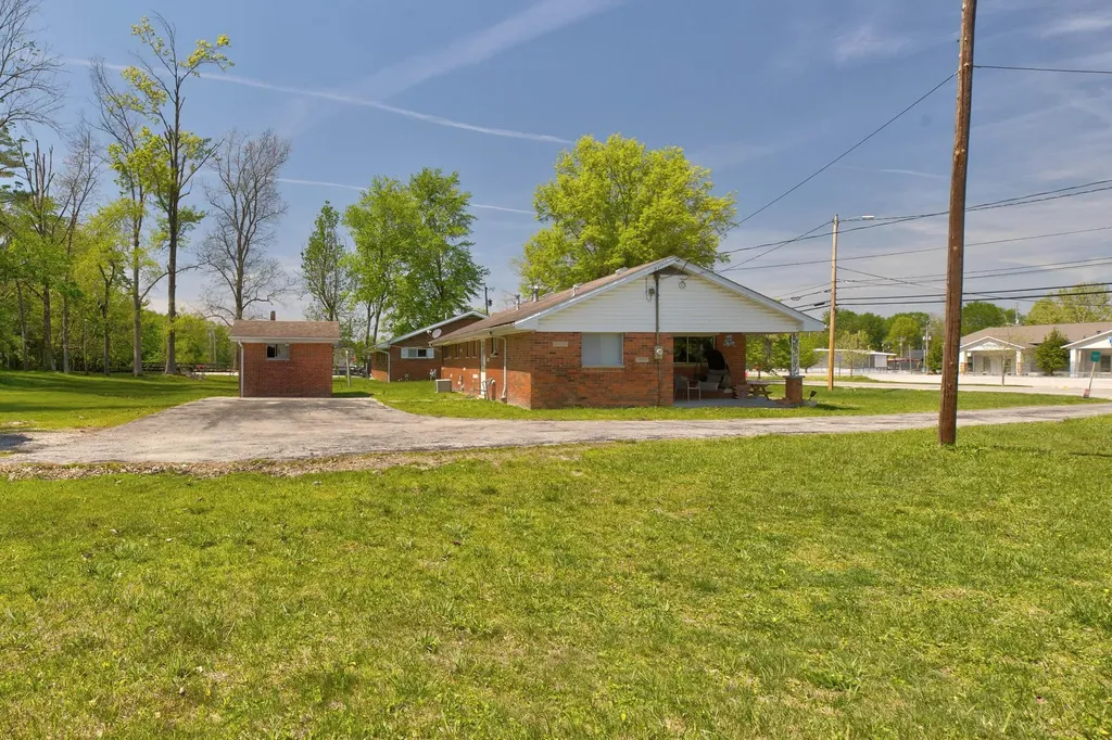 681 E College Avenue Stanton KY 40380