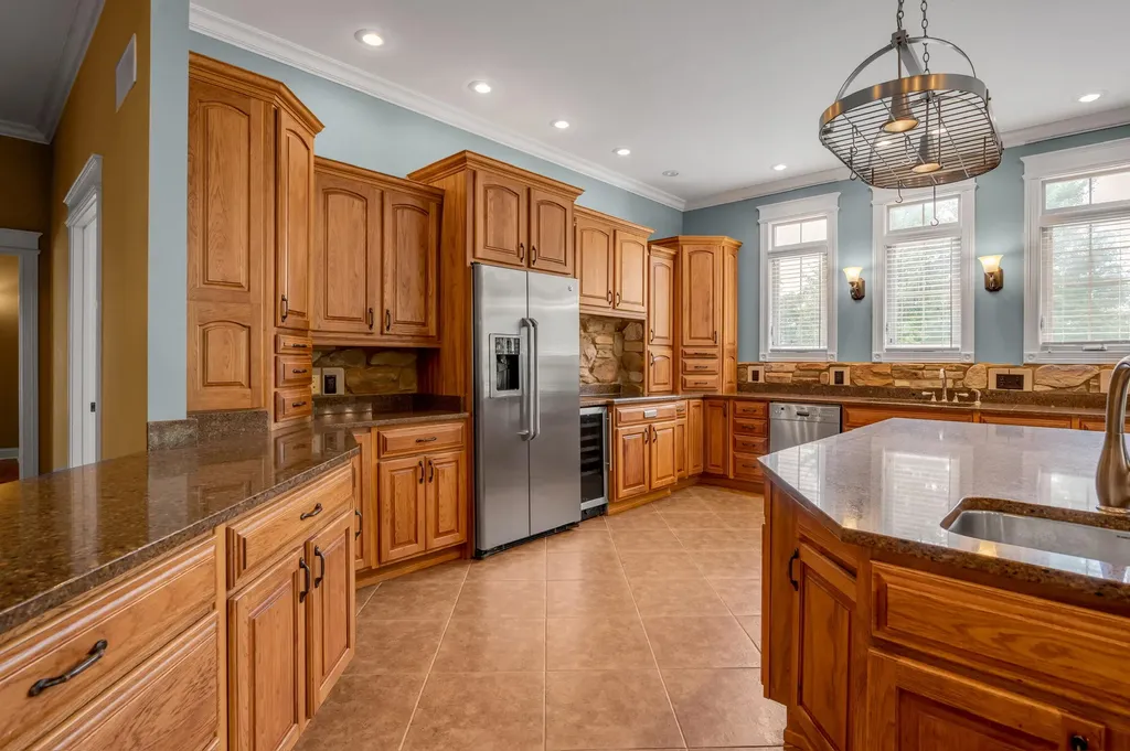 204 Hickory Meadows Drive Richmond KY 40475