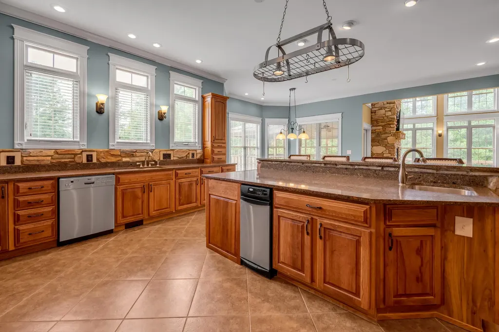 204 Hickory Meadows Drive Richmond KY 40475