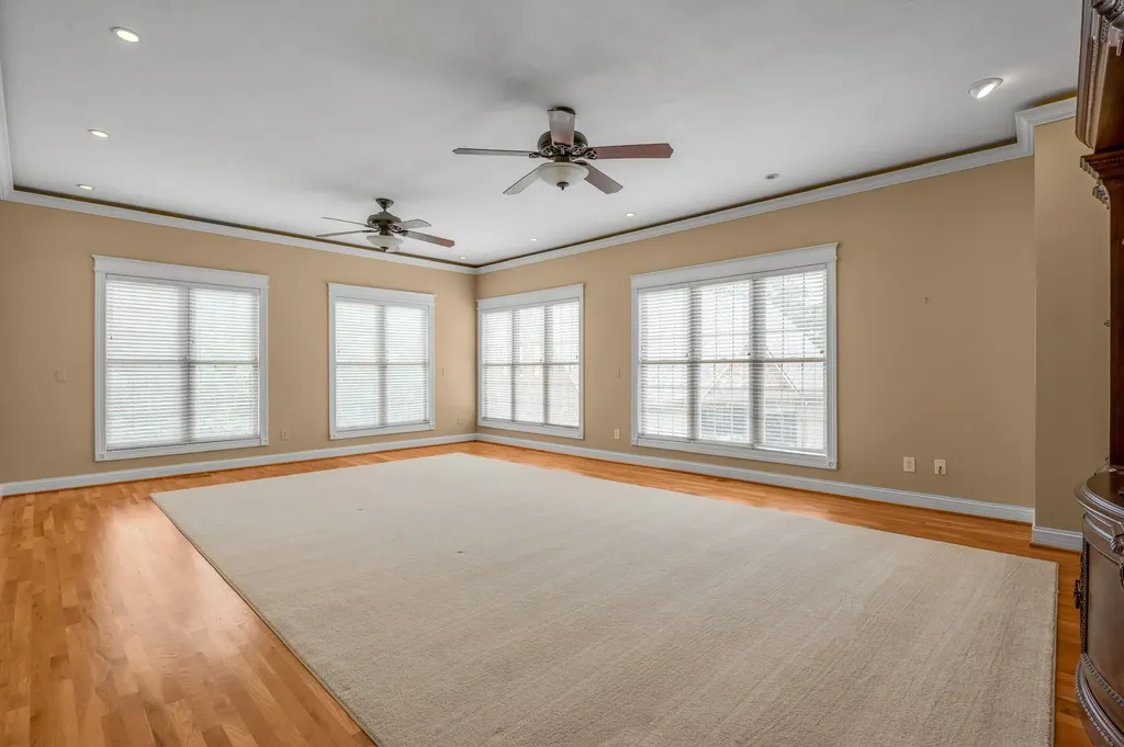 204 Hickory Meadows Drive Richmond KY 40475