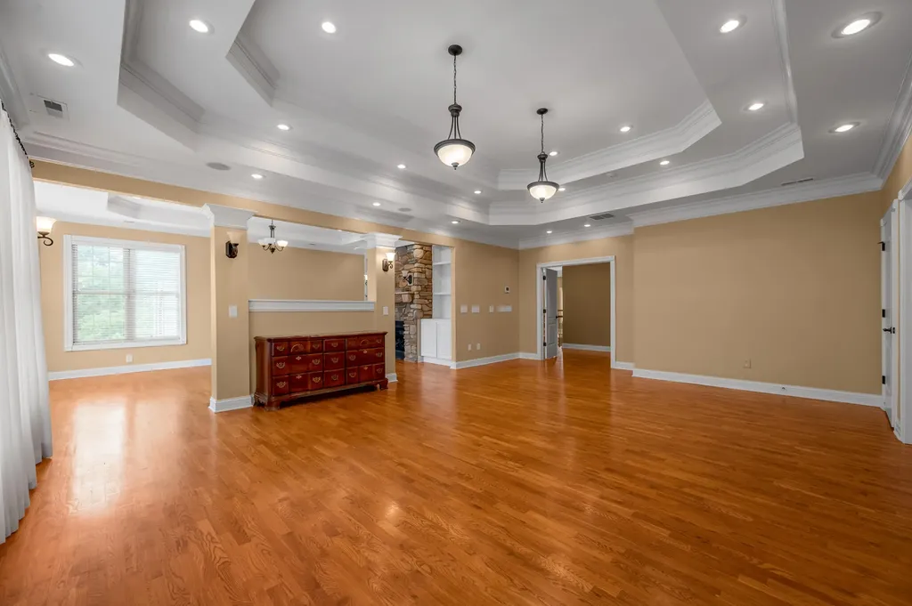 204 Hickory Meadows Drive Richmond KY 40475