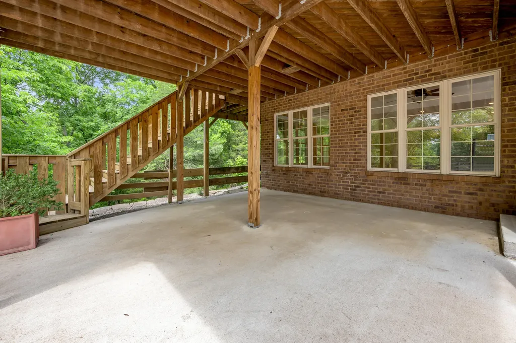 204 Hickory Meadows Drive Richmond KY 40475