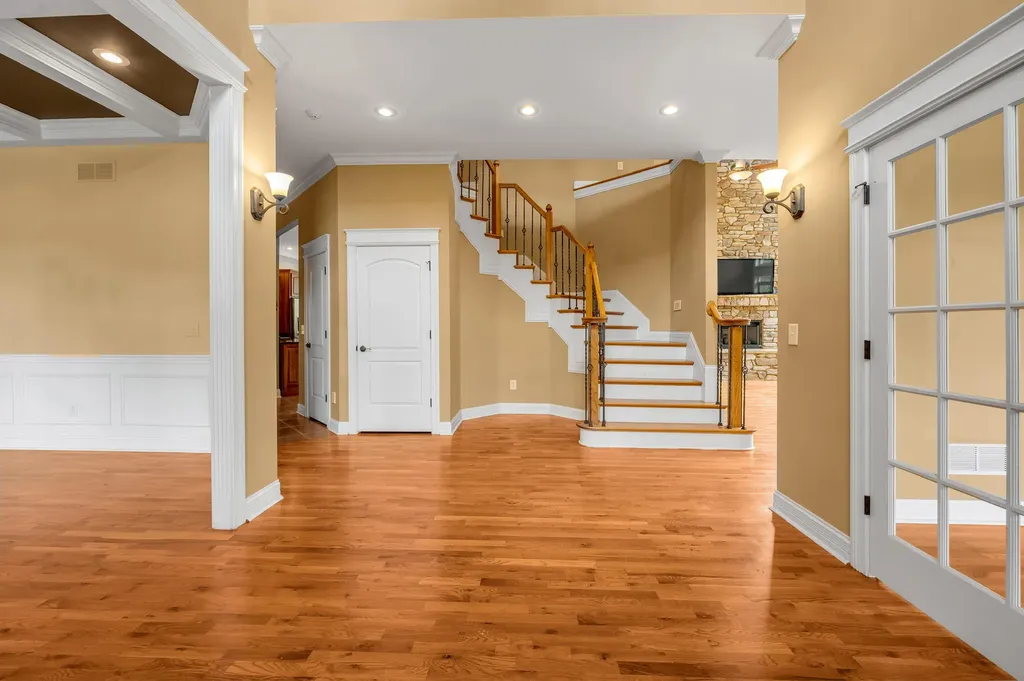 204 Hickory Meadows Drive Richmond KY 40475