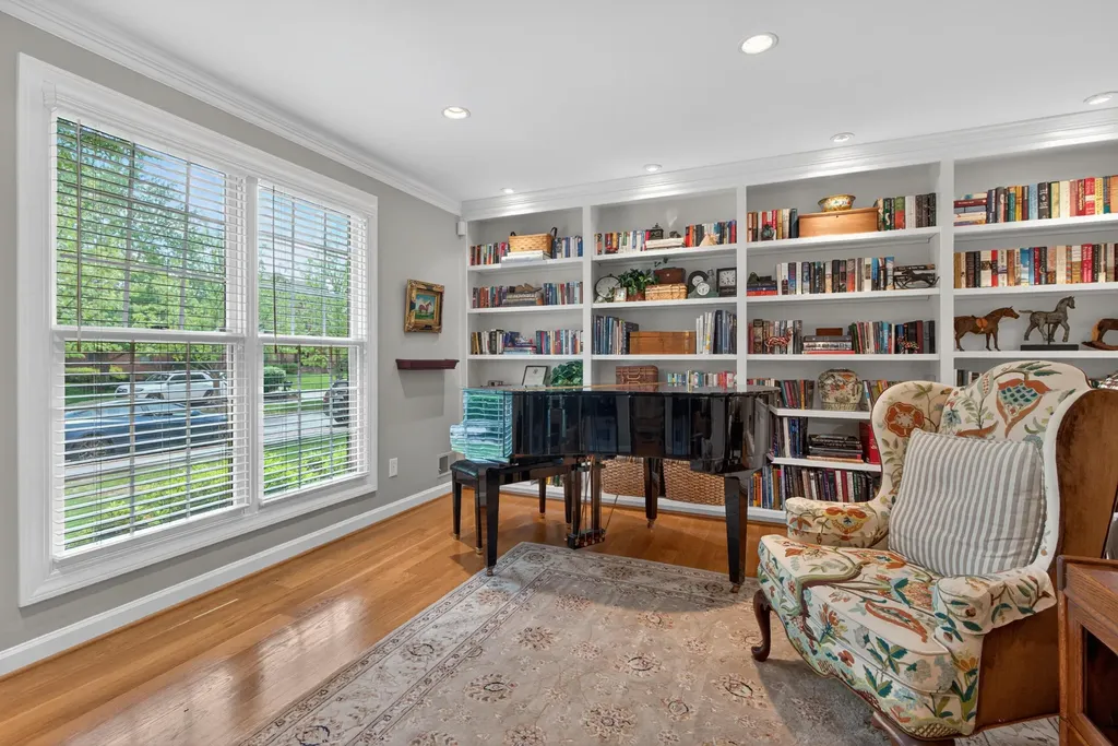 4033 Palomar Boulevard Lexington KY 40513