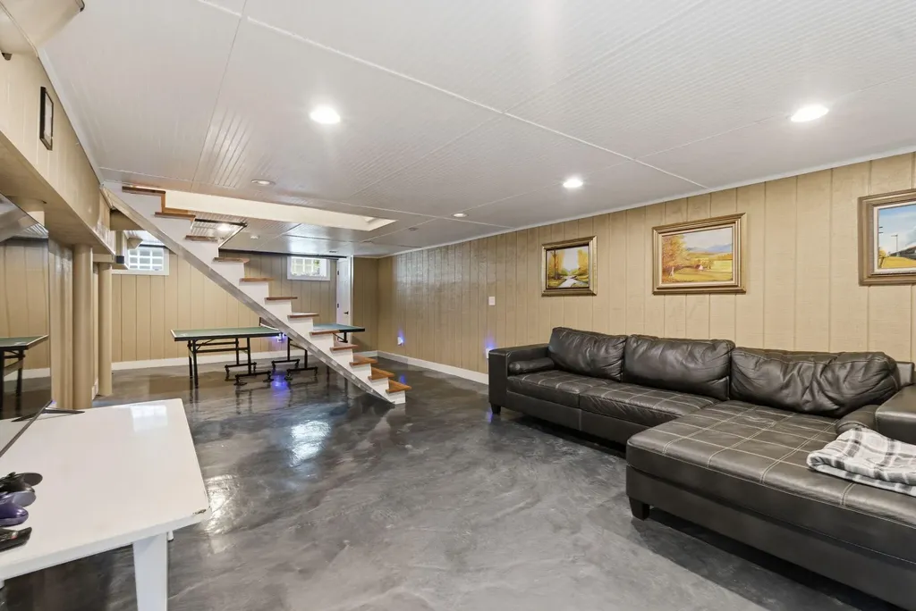 705 Cooper Drive Lexington KY 40502