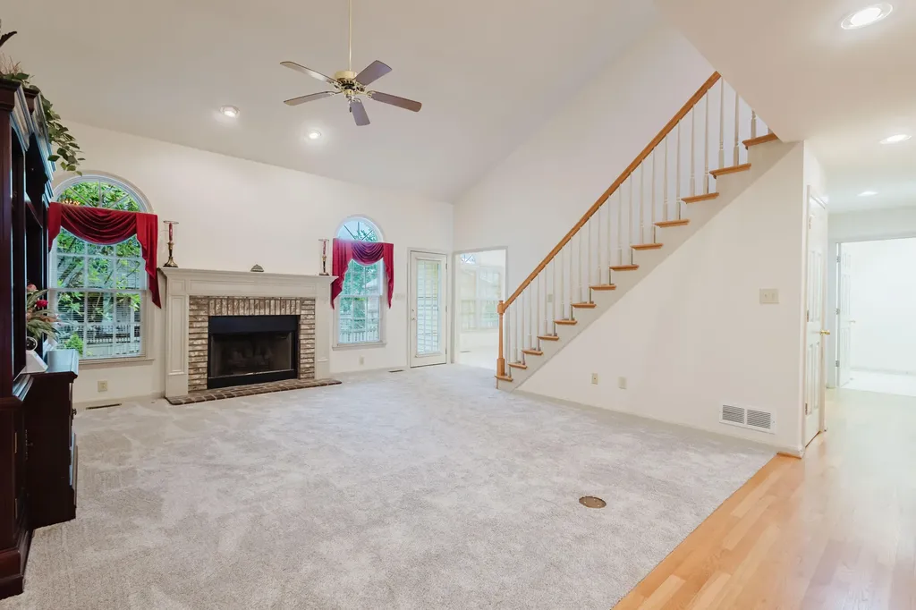 1101 Carters Close Lexington KY 40514